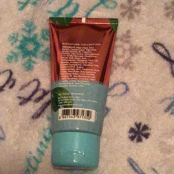 Bath & Body Works : pretty as a peach body cream - Picture 3 of 3